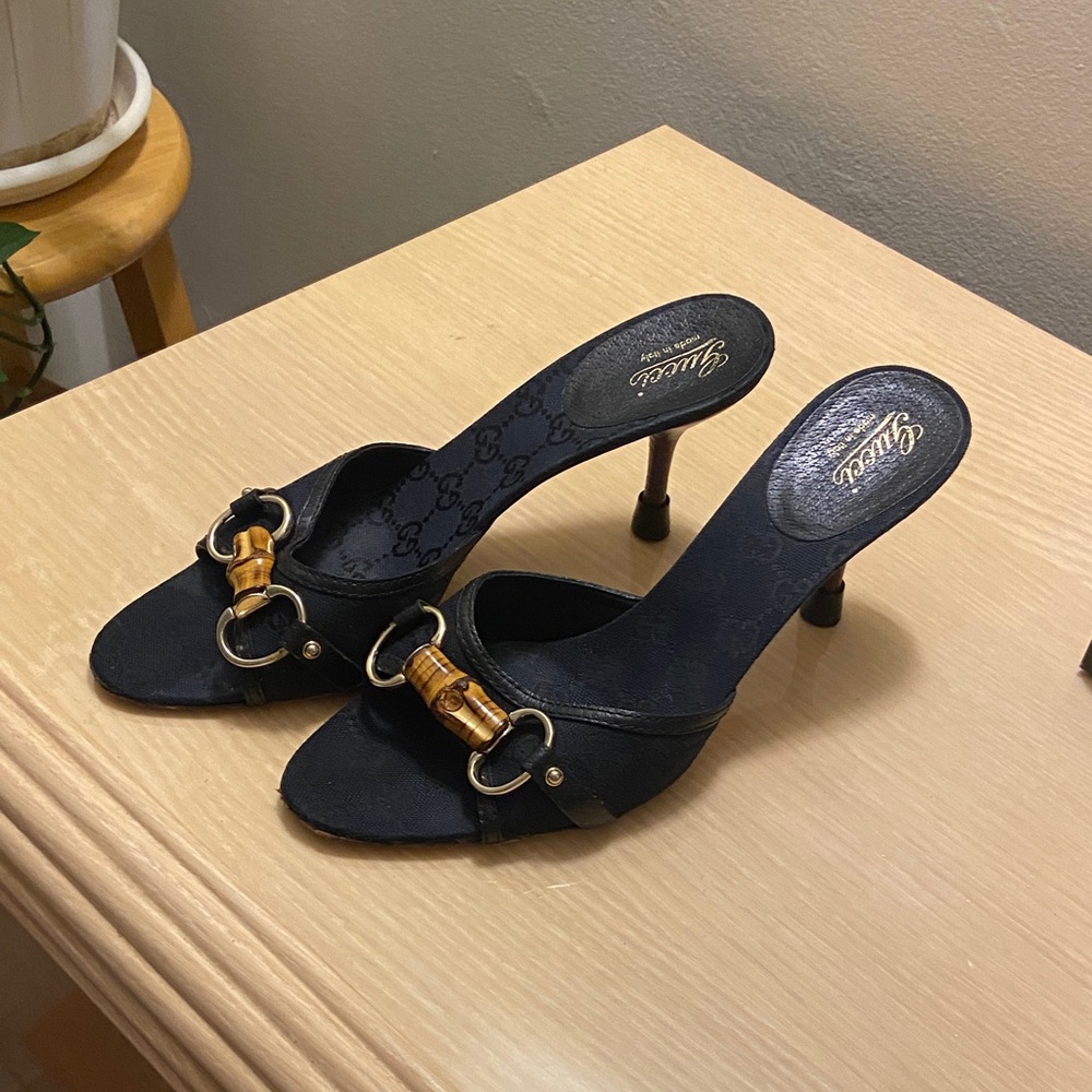 Gucci Black and Gold Women's Heels
